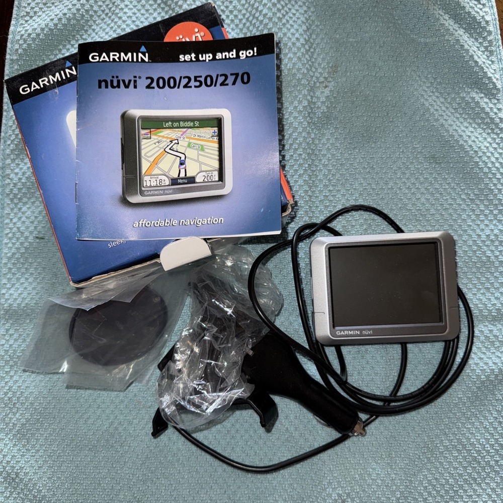 Garmin Nuvi 200 Slim Design Navteq Navigation System